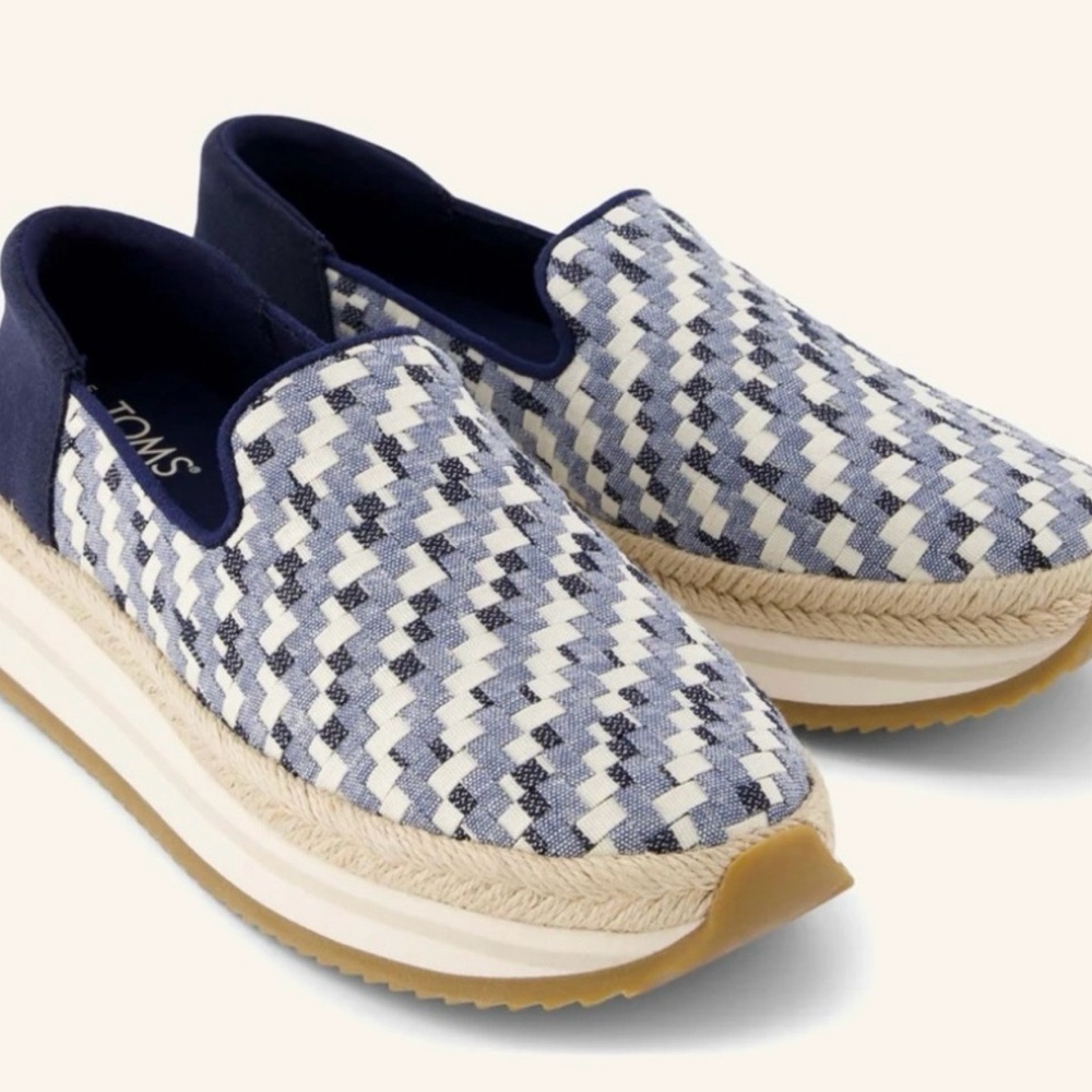 Women’s TOMS Jocelyn Denim Espadrille Slip On Shoes Sneakers - Picture 2 of 5